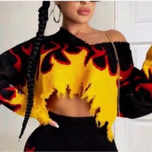 CHERRY MELLOW Flame V-neck Crop Top Indie flame knitted crop top Sz M